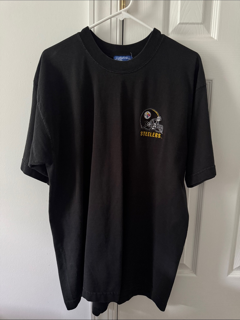 Vintage Embroidered Steelers Sleeve Crew Tee